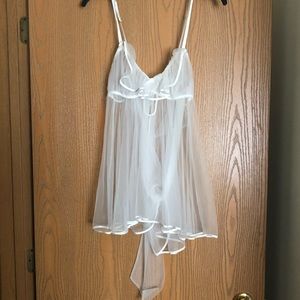 Like new Victoria Secret lingerie